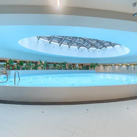 Hotel apartamentowy Hanza Tower Original 21st Floor- Sea And City-view 4*