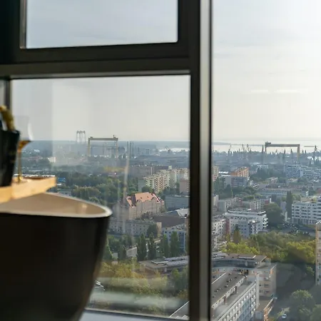 Hanza Tower Original 21st Floor- Sea And City-view Hotel apartamentowy