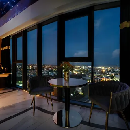 Hanza Tower Original 21st Floor- Sea And City-view Hotel apartamentowy