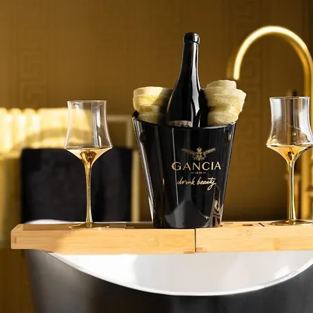 Hanza Tower Original 21st Floor- Sea And City-view 4* Szczecin