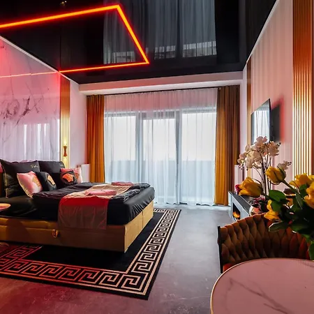 Ξενοδοχείο με διαμερίσματα Hanza Tower Original 21st Floor- Sea And City-view 4*