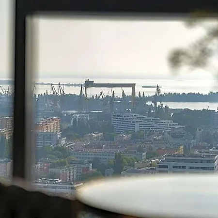Lejlighedshotel Hanza Tower 21st Floor Or 5th Floor Stettin