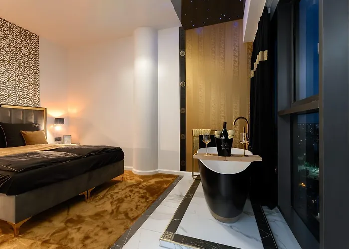 Aparthotel Hanza Tower Original 21st Floor- Sea And City-view