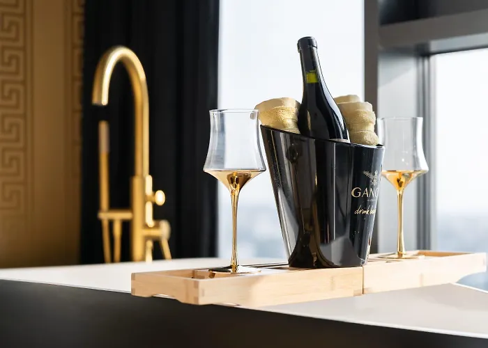 Aparthotel Hanza Tower Original 21st Floor- Sea And City-view