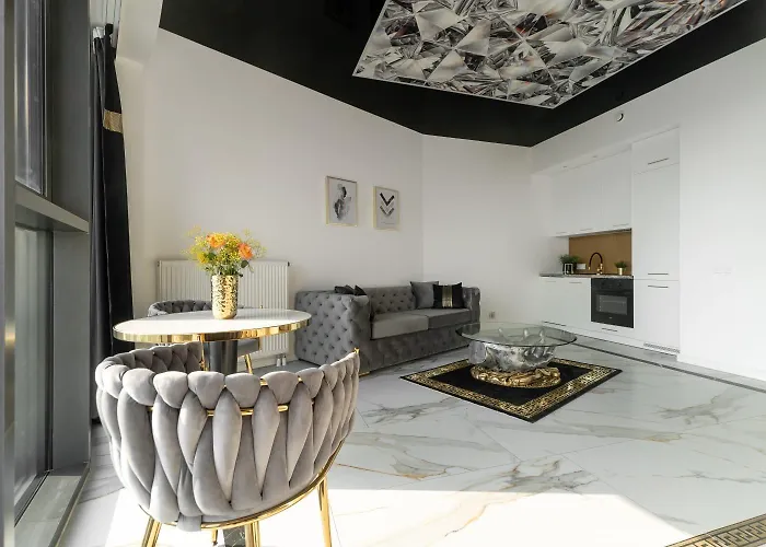 Aparthotel Hanza Tower Original 21st Floor- Sea And City-view 4*